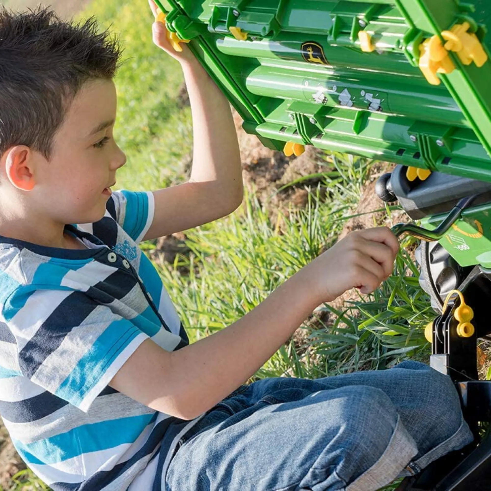 John Deere 3-Way Tipping Trailer for Pedal Tractor