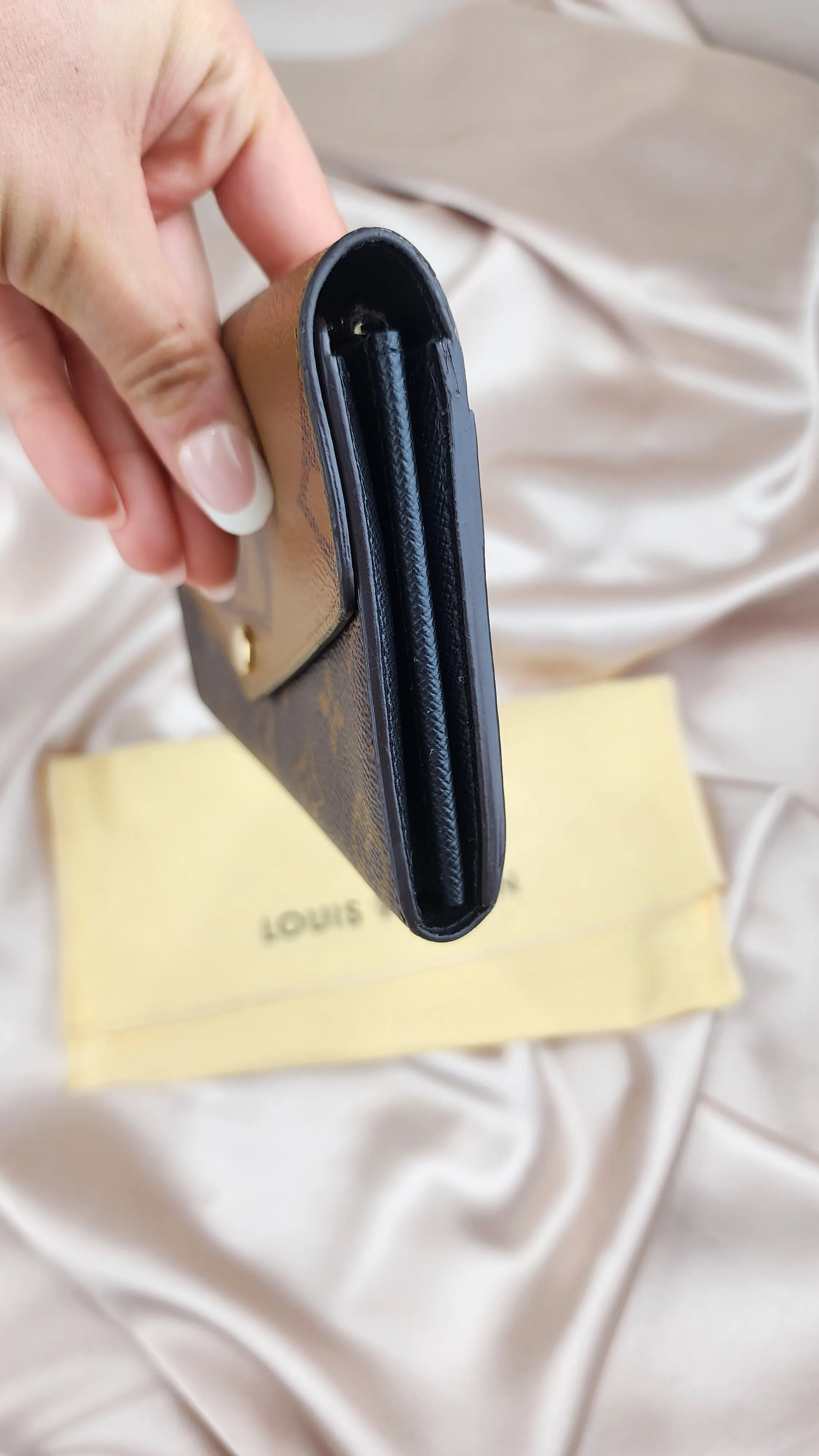 Louis Vuitton Reverse Monogram Sarah Wallet