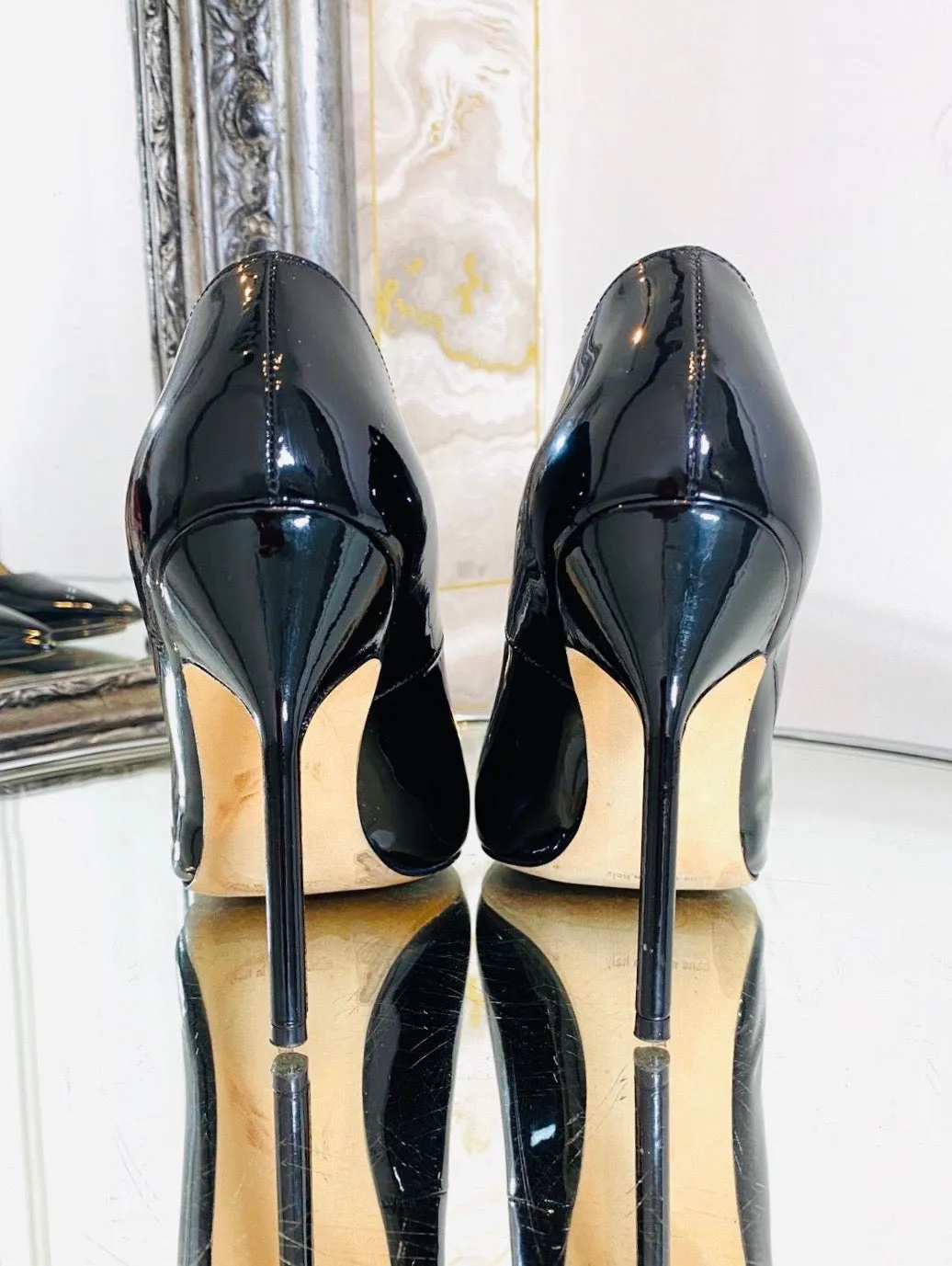 Manolo Blahnik Patent Leather Heels. Size 35.5