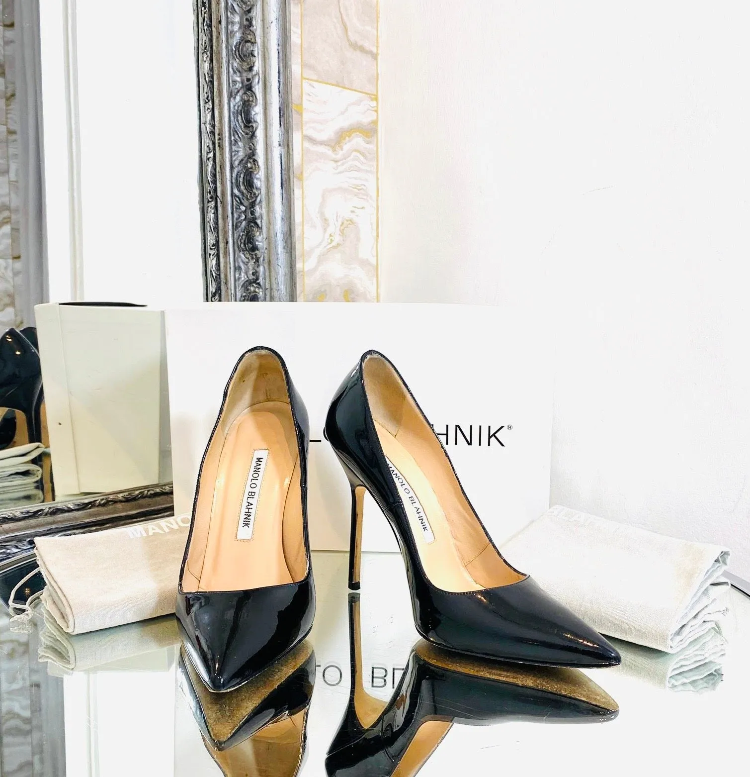 Manolo Blahnik Patent Leather Heels. Size 35.5