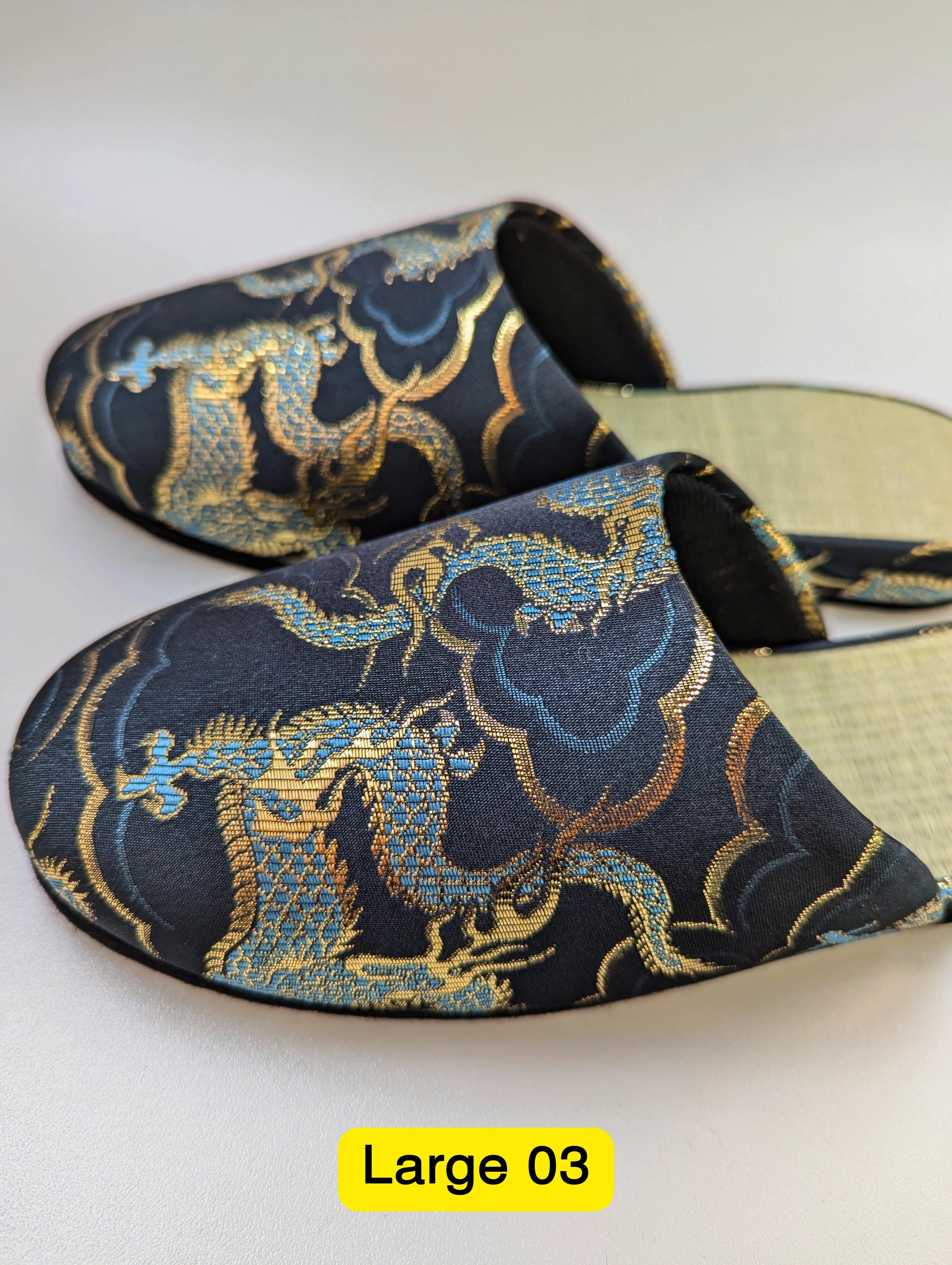 TATAMI × Azure Dragons Slippers [Black Wool Felt Sole]